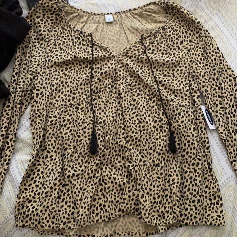 Old navy long sleeve top